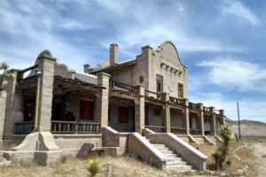 2019 other side – part 5, Death Valley: a ghost town, bottle house, and a new look at the Last Supper
