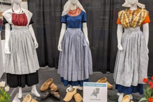 2021 quick trips – part 31: clothing styles of the different provinces, a little history